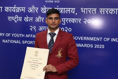 Chandigarh Maka Trophy National Sports Festival Major Dhyanchand President Ramnath Kovind Dronacharya Award