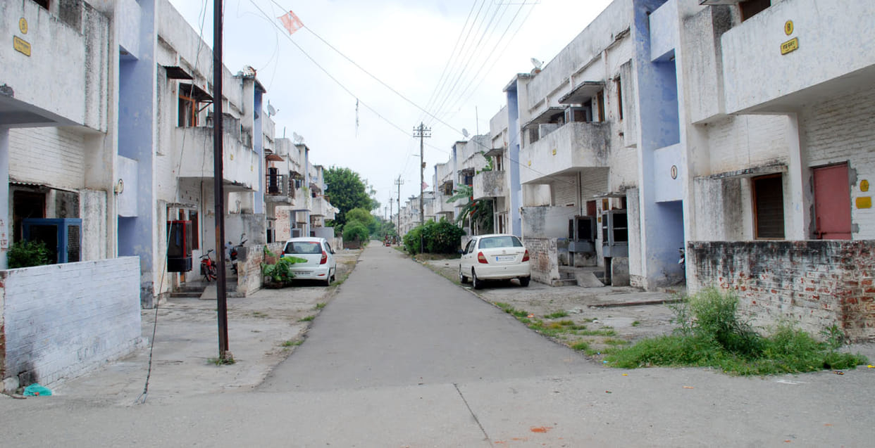 Struggle due to complaints of tenants in railway houses