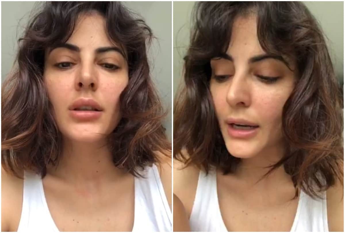 Mandana Karimi Quits Instagram After Getting Trolled For Her Bold Photos