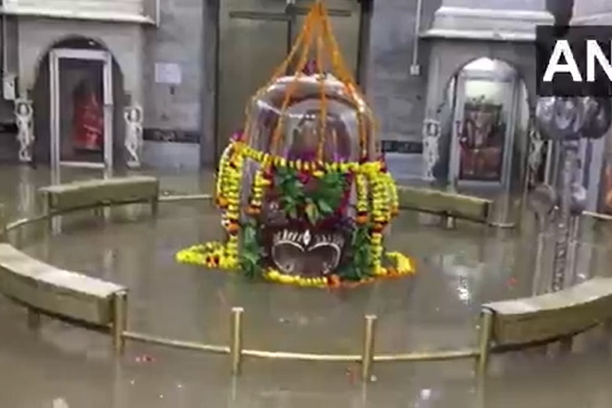 MP CM Shivraj Singh Chouhan spoke to PM Narendra Modi gave stock of flood situation in state