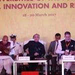 ओपी जिंदल ग्लोबल यूनिवर्सिटी में अंतर्राष्ट्रीय सेमिनार में मंचासीन पूर्व राष्ट्रपति प्रणब मुखर्जी व अन्य