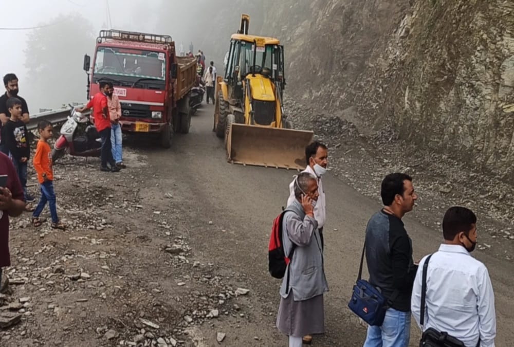Uttarakhand Weather Update Today: Dehradun Mussoorie Road Blocked after Heavy Landslide