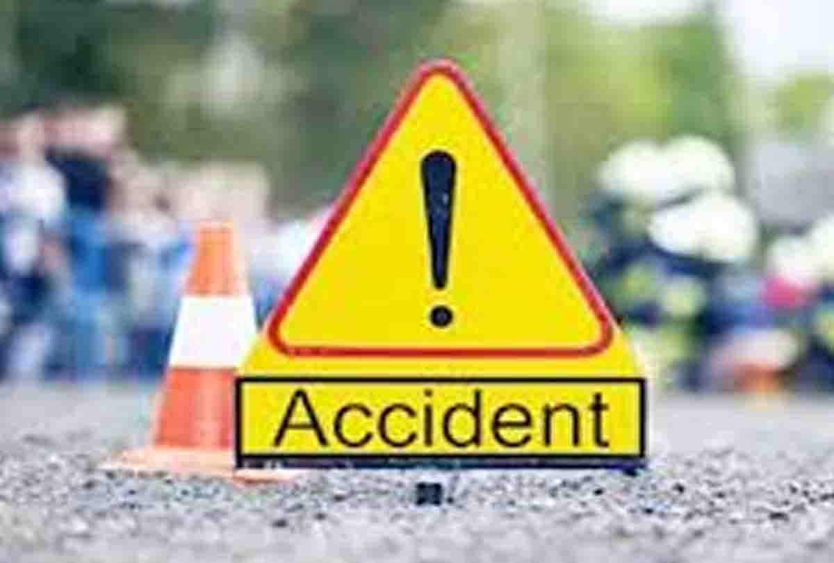 Three people died in road accident in hardoi up
