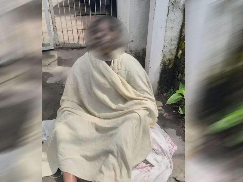 dehradun latest news: woman self immolation on the middle of road