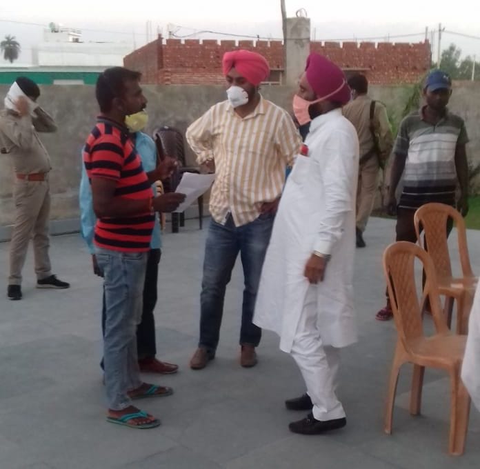 demand for made strong tatbandh, the villegers meet water energy and eregation state minister