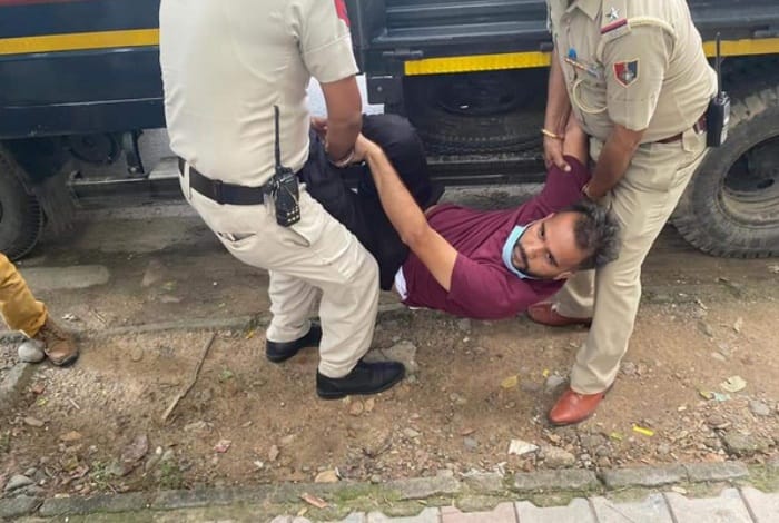 NEET JEE Exam: NSUI on Hunger Strike, Police Takes Action Against Manoj Lubana