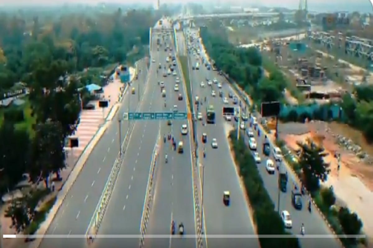 Union Minister Nitin Gadkari showed live report of Delhi-Meerut Expressway from video
