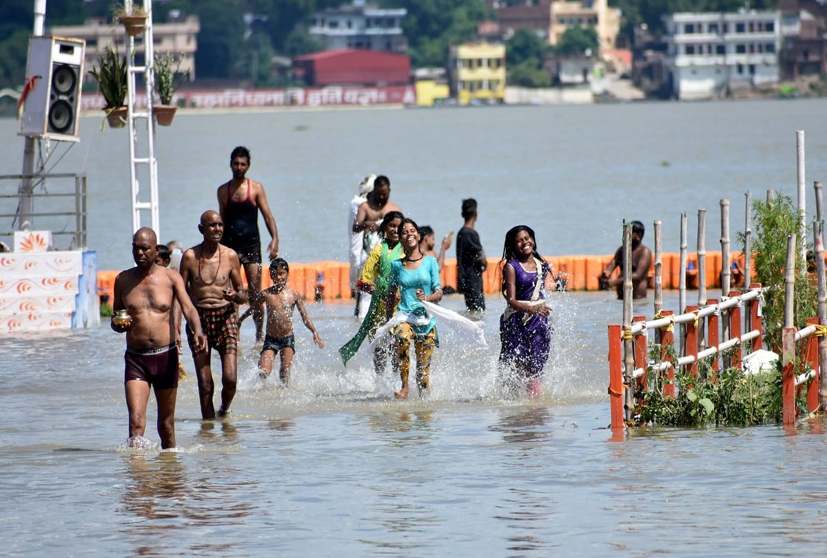 Increase in Ganga-Yamuna in Prayagraj again increases flood risk