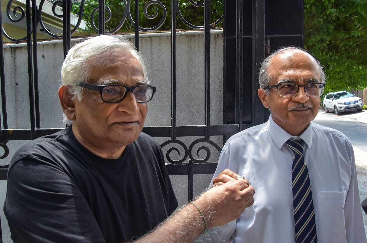 criminal contempt of court case SC gave its verdict on prashant bhushan imposes fine of re 1