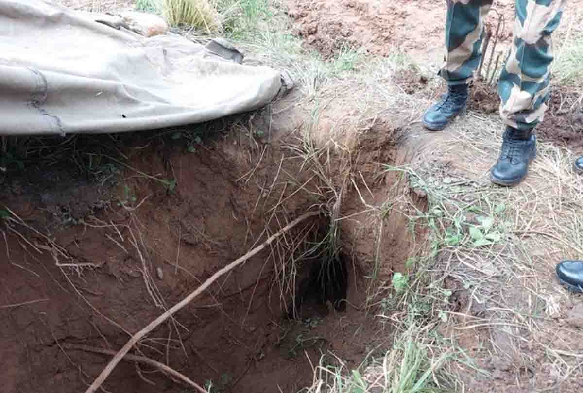 Pakistani tunnel detected by BSF to Pakistan did it to push terrorists in Jammu kashmir