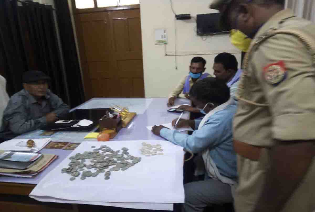 Silver and copper coins found in foundation excavation in unnao