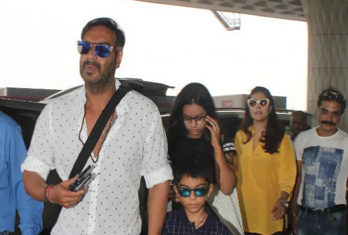 Kajol has flown to Singapore with her daughter Nysa after her school resumed
