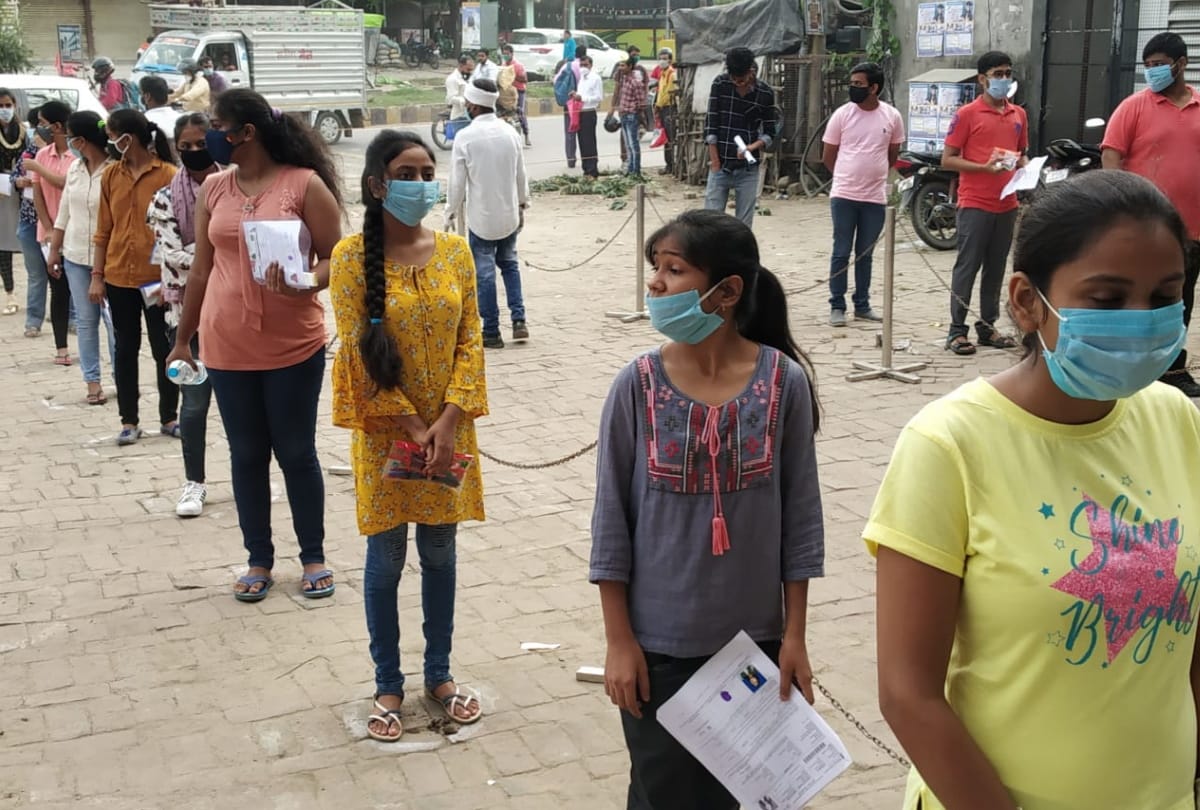 Gujarat: Amid Outbreak, 45 Per Cent Students Skip JEE On Tuesday