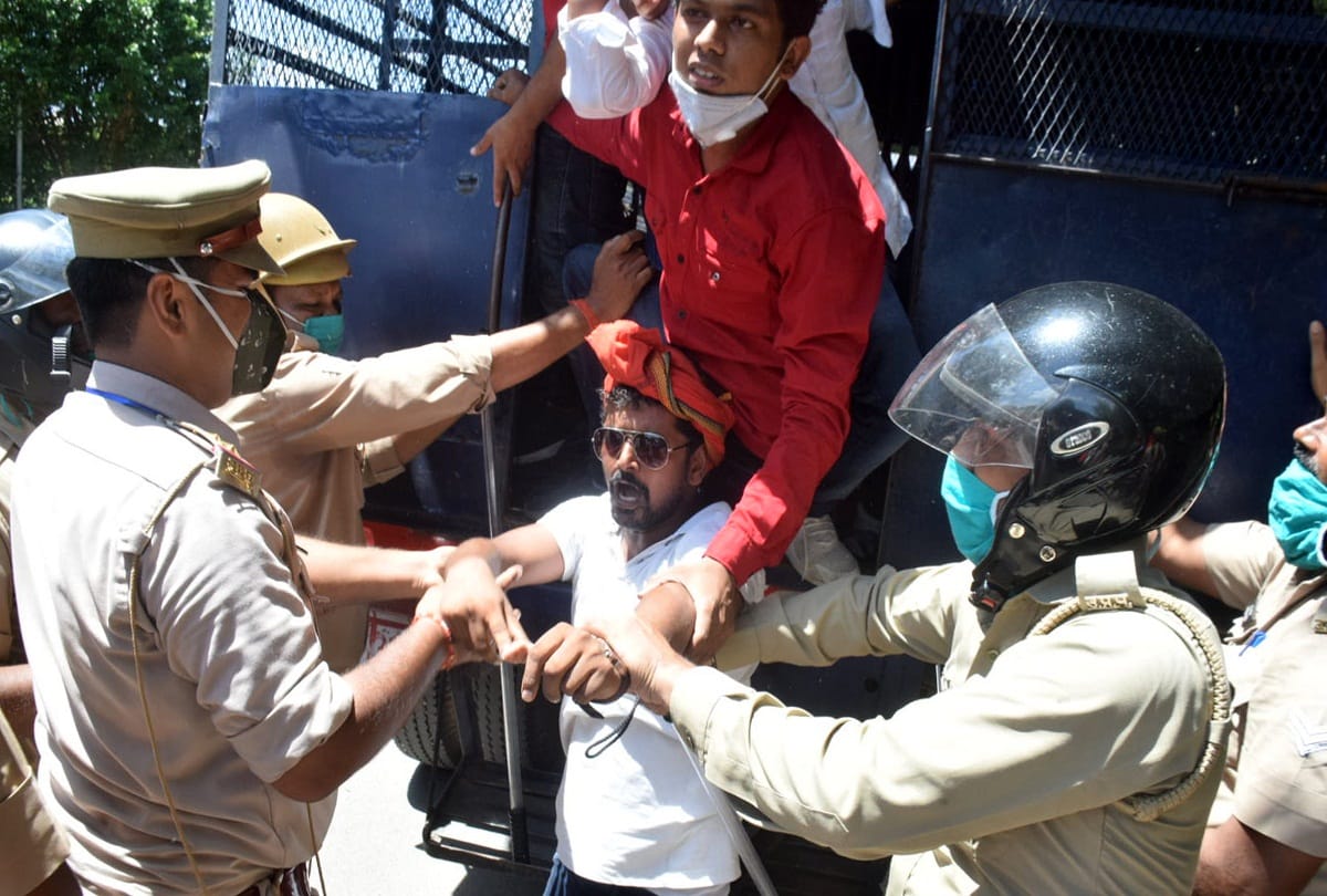 samajwadi party prayagraj news: 26 students detained for stopping cycle trip