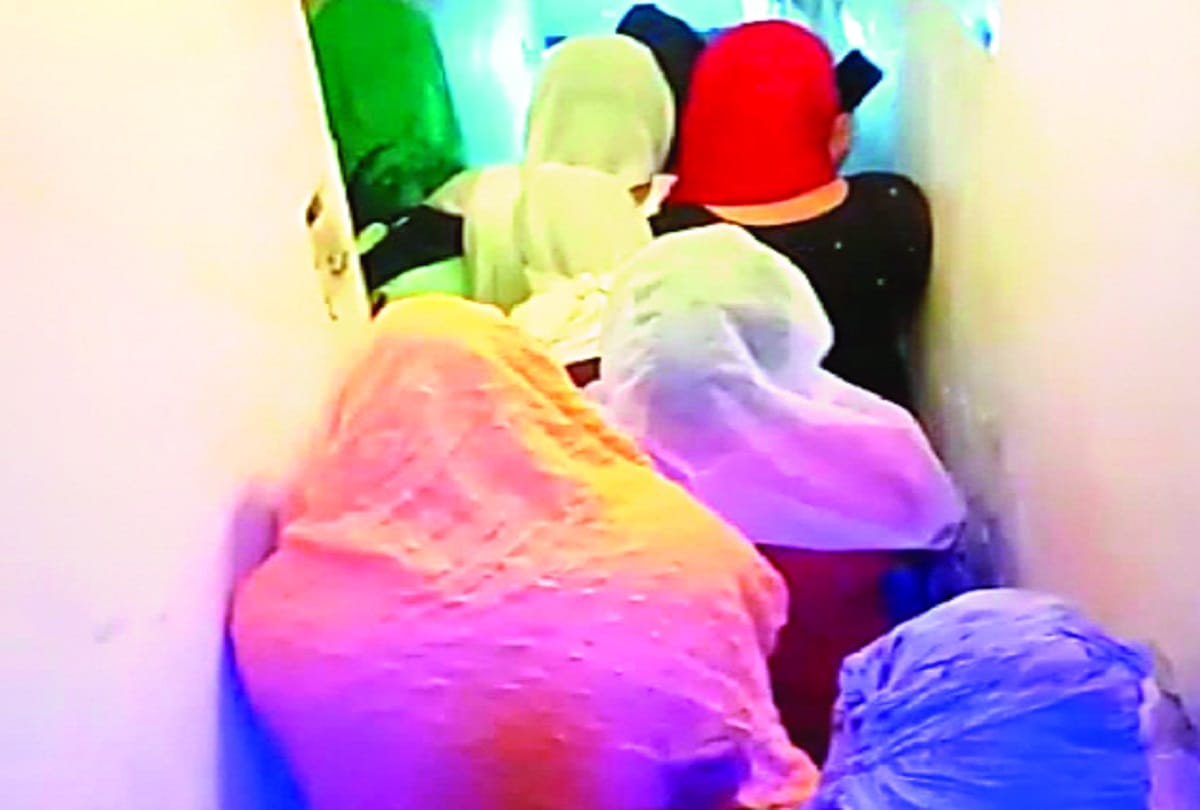 Sex racket busted in spa in delhi, six policemen suspended for negligence