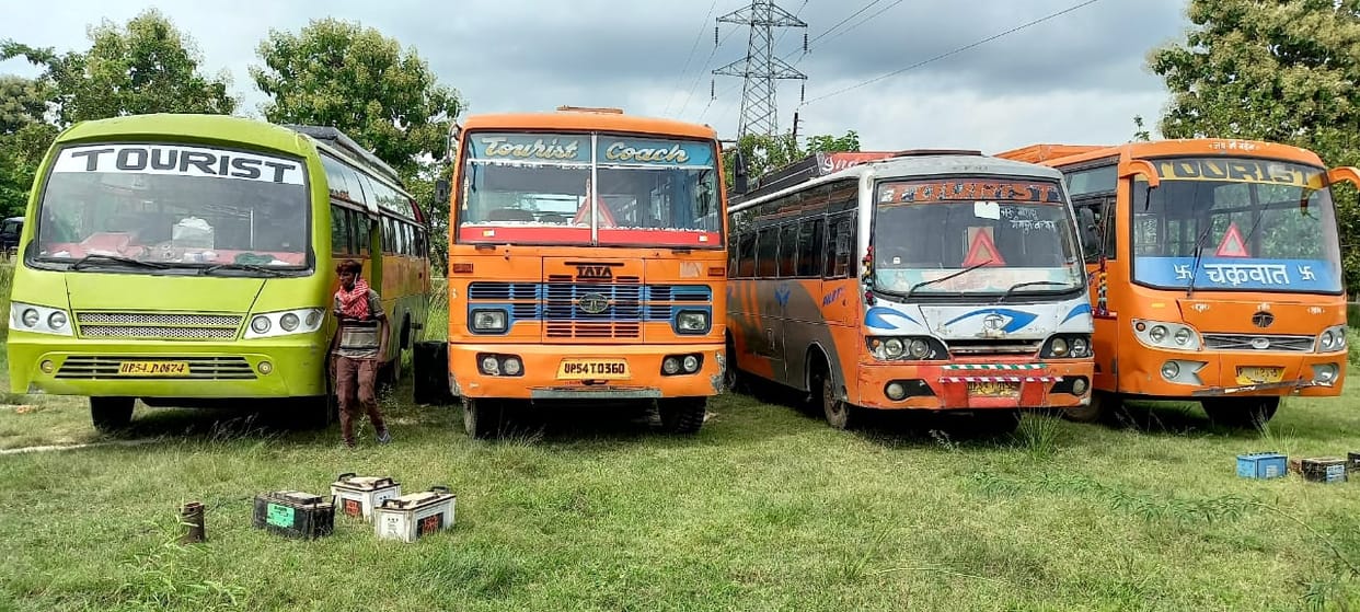 Four buses of Suresh of Mukhtar gang seized