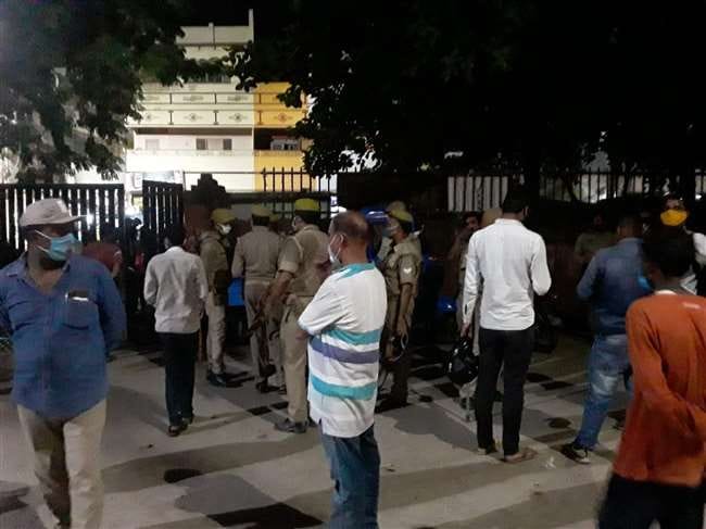 Varanasi: Teenager drowned in under-construction multilevel parking pit in Beniabagh