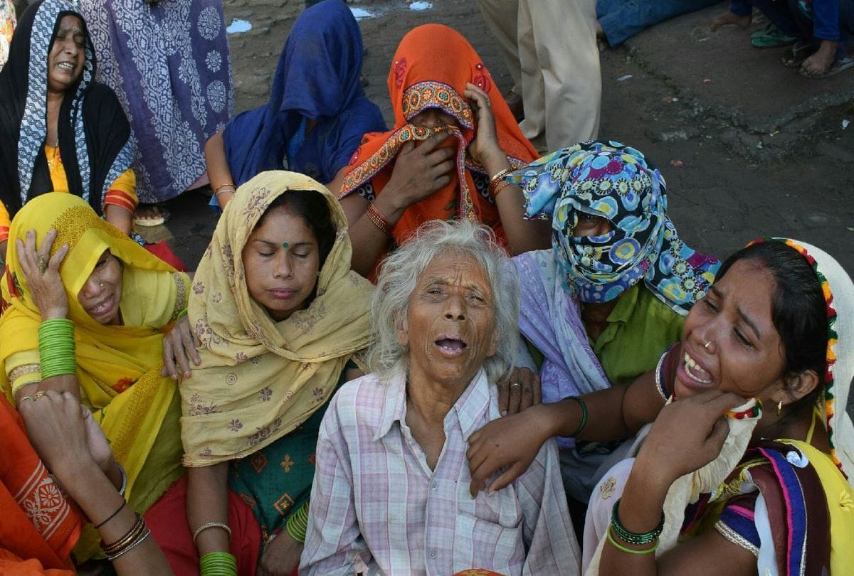 Agra triple murder news: victim mother said accused should be hanged