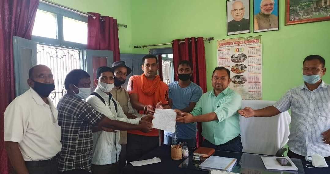 Raised demand for removal of encroachments on road and walkways