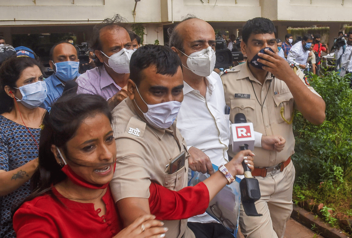 sushant singh rajput case Rhea Chakraborty Mother father grilled by CBI 8 hour