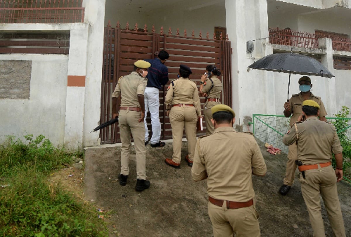 durgesh murder case Property dealer was cheating people in the name of job