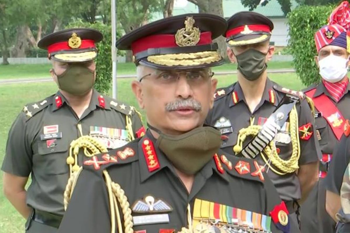 india china border dispute Army Chief General Naravane visiting Leh today to review ongoing security situation