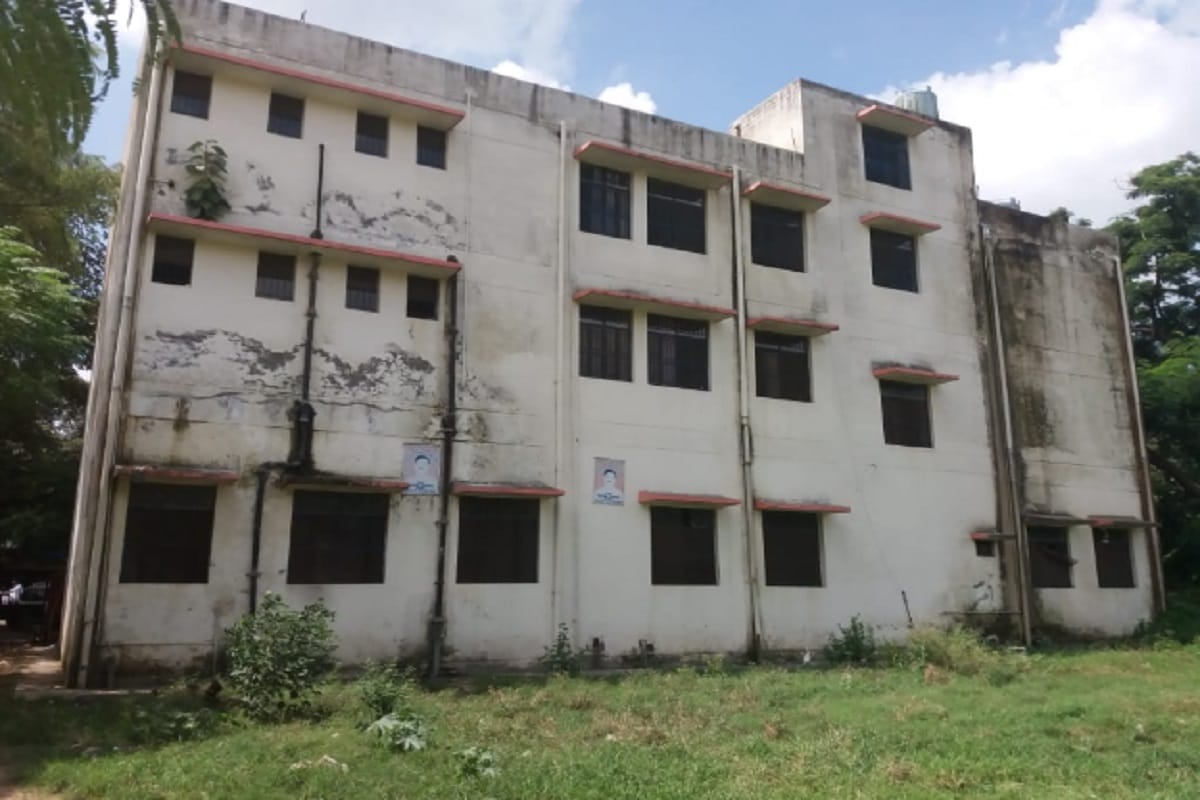 Four criminal have escaped from temporary jail in Bijnor
