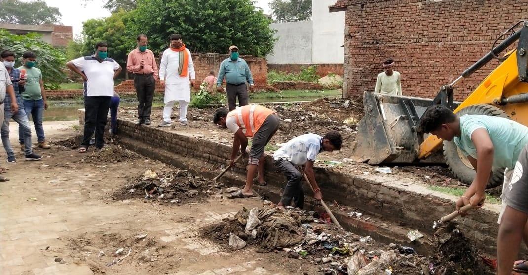 Hathras: Garbage will be removed from 22 sites in the city