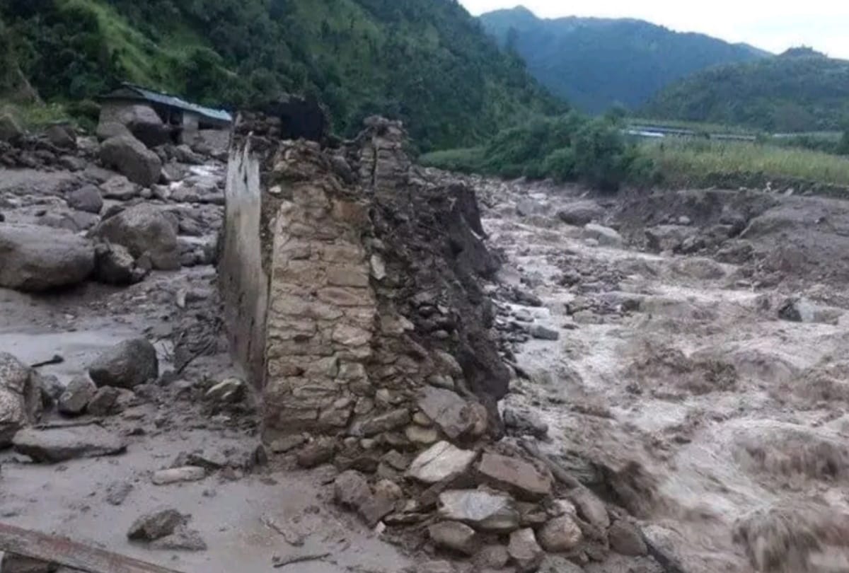 Nepal many people died and are missing in flood landslide incidents in Baglung following heavy rains