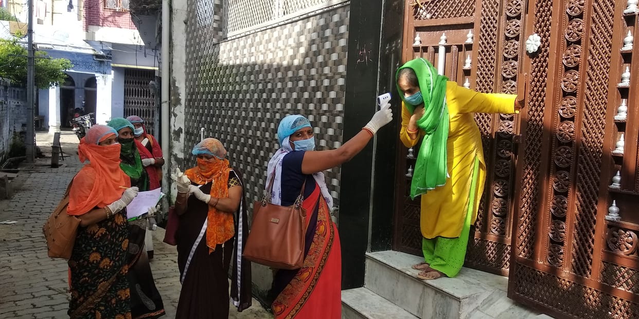 59 people including bank manager Corona positive in etawah