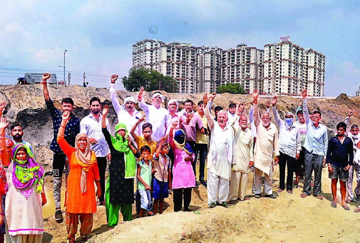   Farmers stop work of Meerut-Delhi Expressway