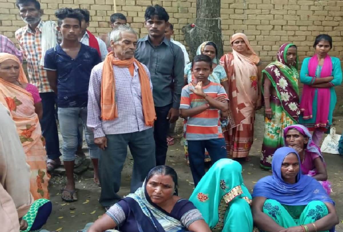 Three killed in road accident by truck in basti