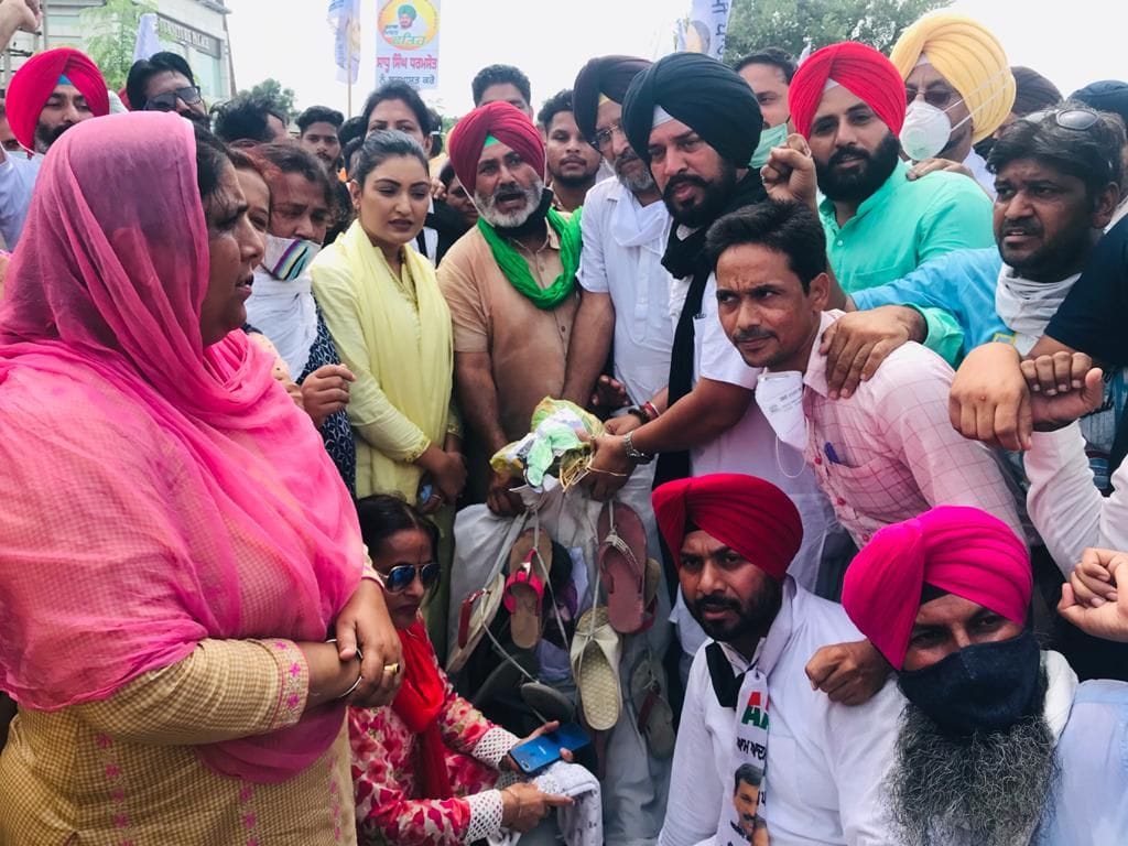 Demonstration against minister caught in stipend scam in patiala