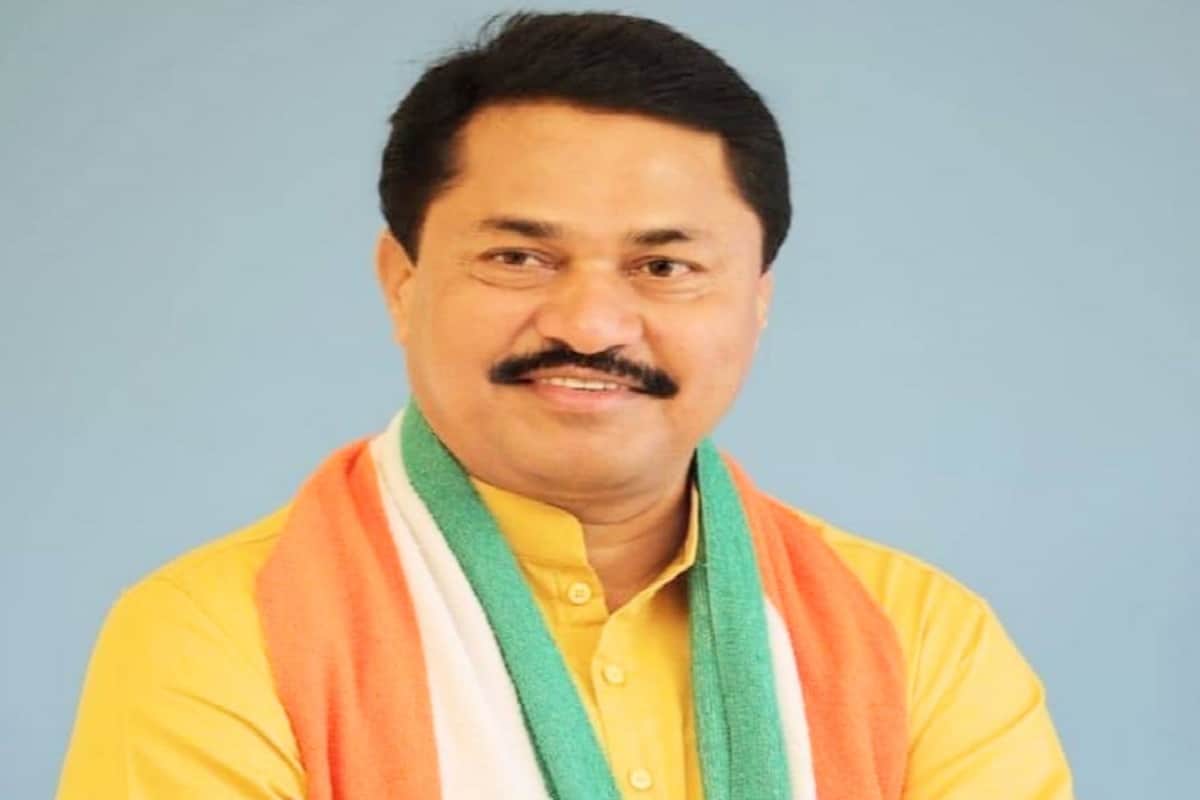 Police personnel deployed outside actor Amitabh Bachchan residence Jalsa