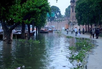 Prayagraj Flood News today update: Flood in Ganges and Yamuna again- ganga reached Lete Hanuman temple