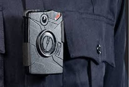 Up police News: Intelligence cameras will be in smart police uniforms to monitor riot-uproar