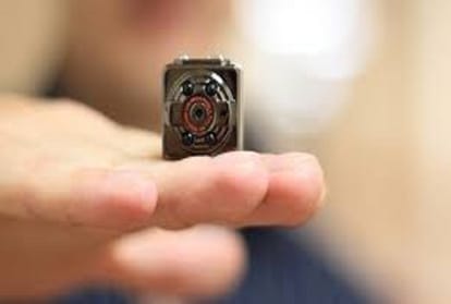 Up police News: Intelligence cameras will be in smart police uniforms to monitor riot-uproar