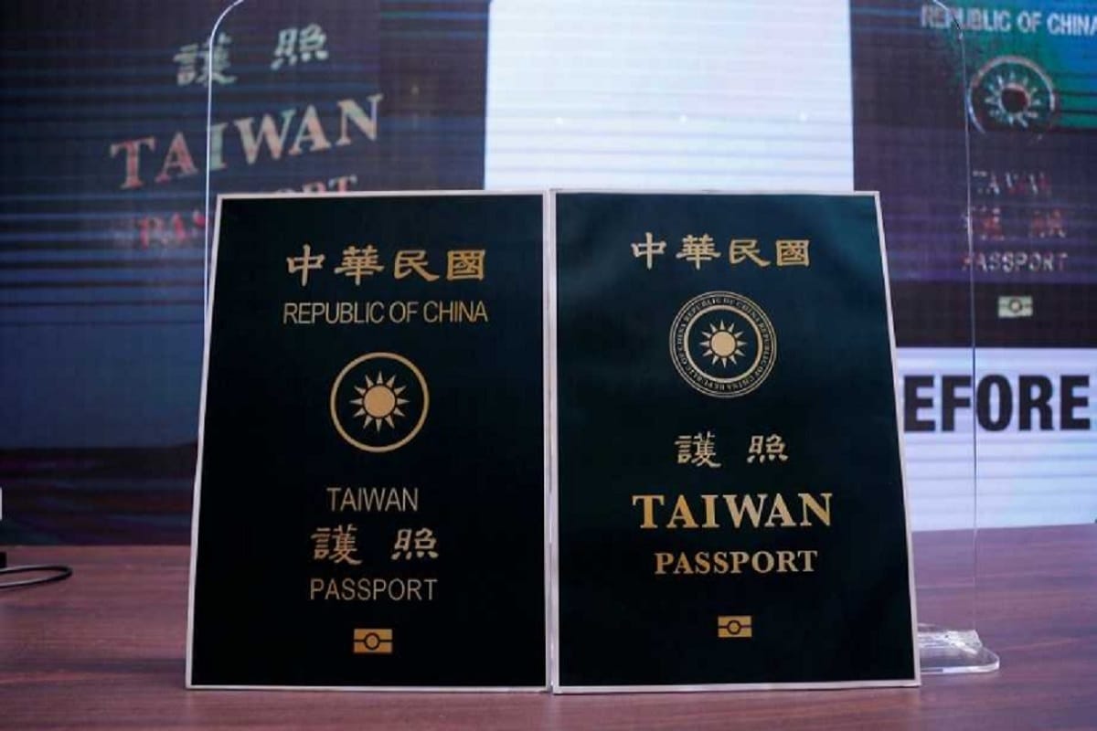 Taiwan dropped words Republic of China from the cover and increased the font size of Taiwan in passport