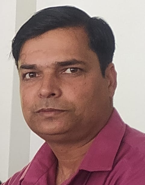 Ambrish Kumar emerged as e-teacher in Corona era
