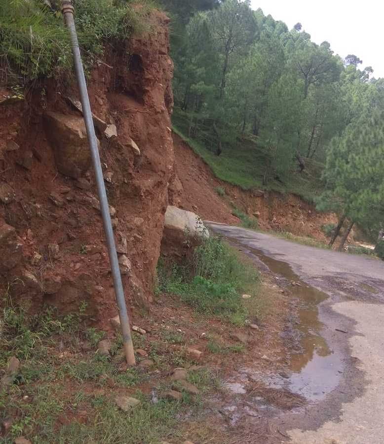 Water cannot reach due to breakdown of drinking water line