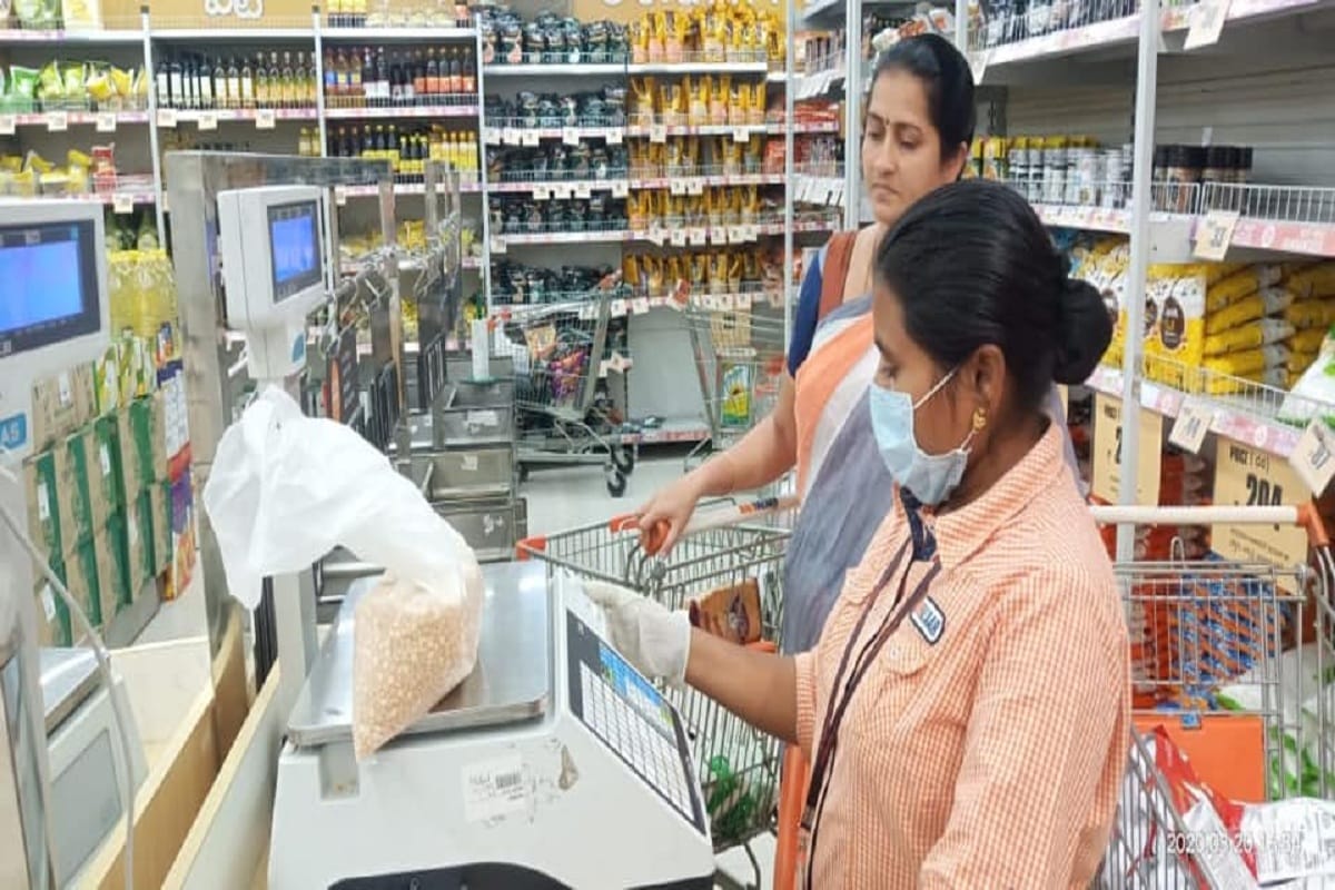 January quarter results future retail reported loss of 477 Crore rupees