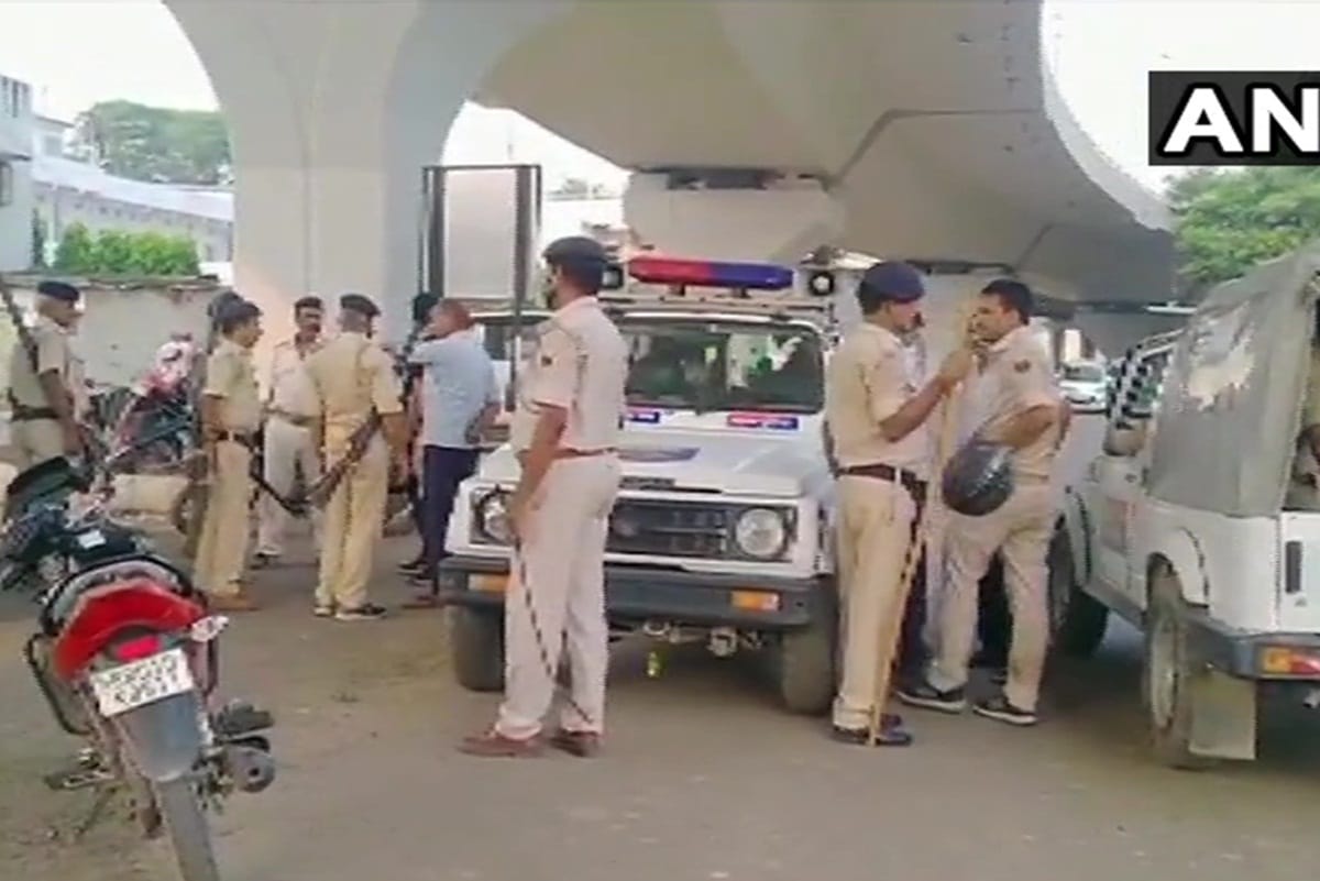 1 crore 19 lakh rupees looted in hajipur Vaishali bihar from hdfc bank