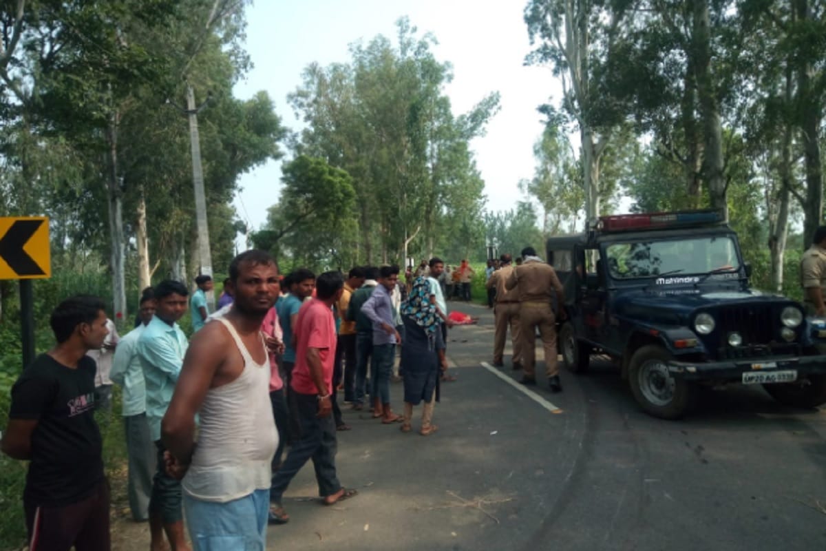 Two died in road accident including a woman at Bijnor City