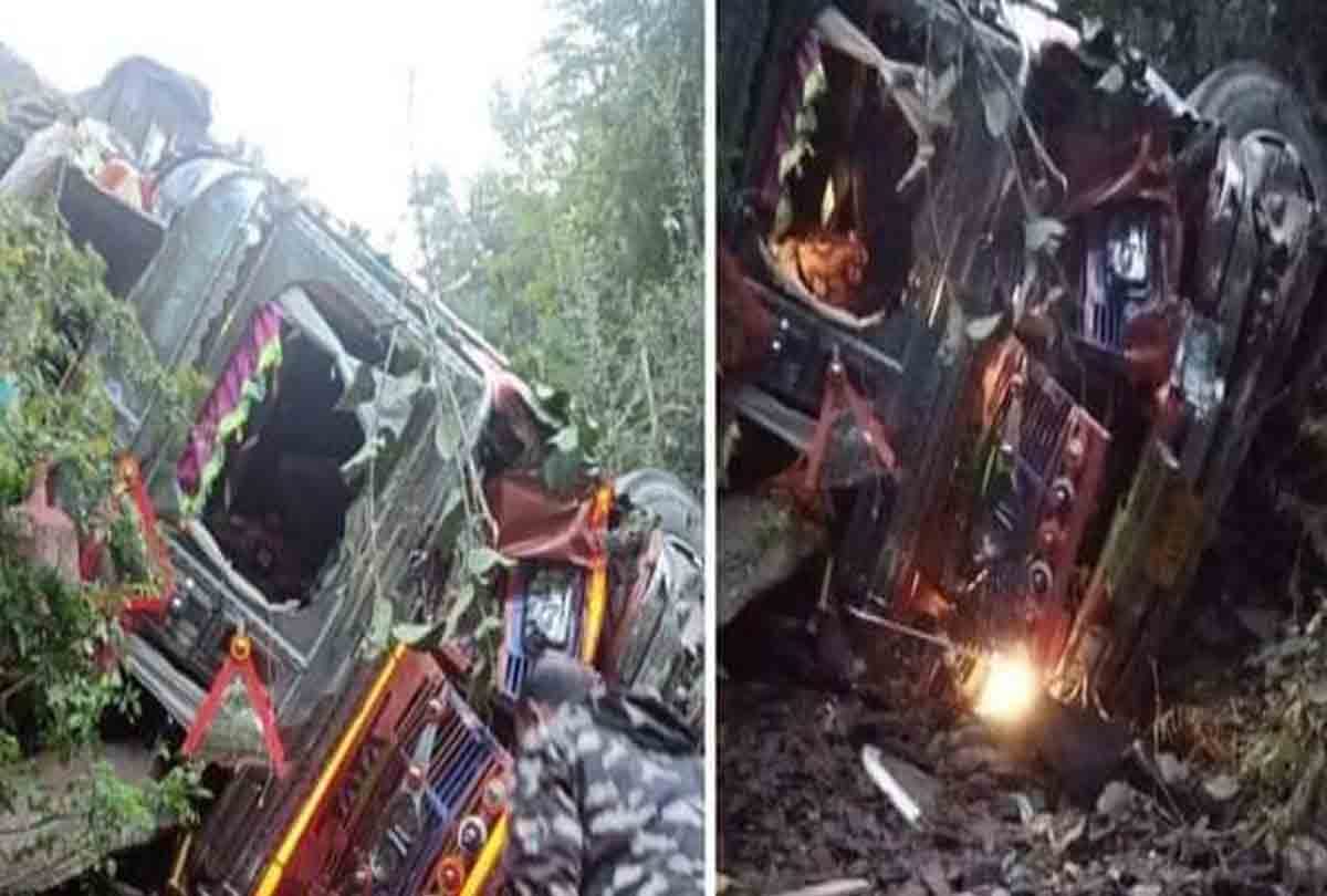 Jammu and Kashmir: Three people killed, two seriously injured two separate road accidents in ramban