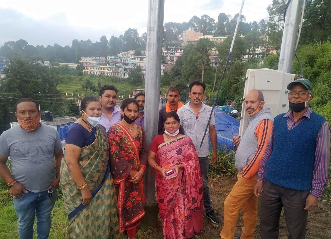 Street lights in Ranikhet