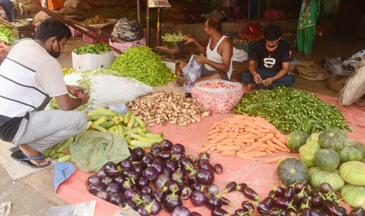 vegetable spoiled household budget