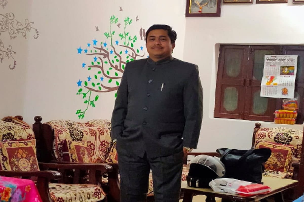 Teachers Day 2020: Teachers have developed in government schools with her salary and hard work in Meerut