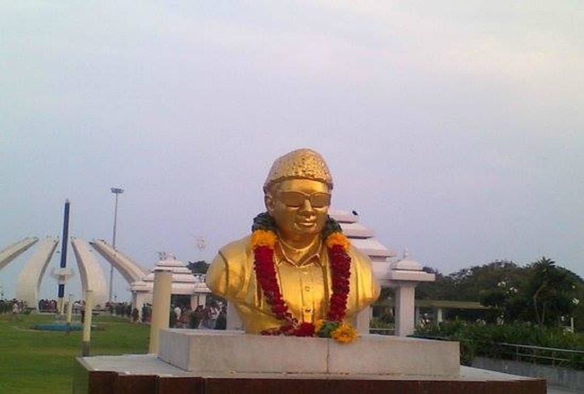 Teachers day 2020 inspirational stories of best politics teachers in india