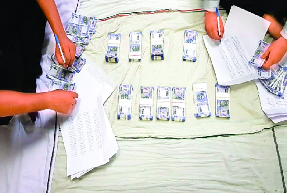 Interstate gang busted for supplying fake currency