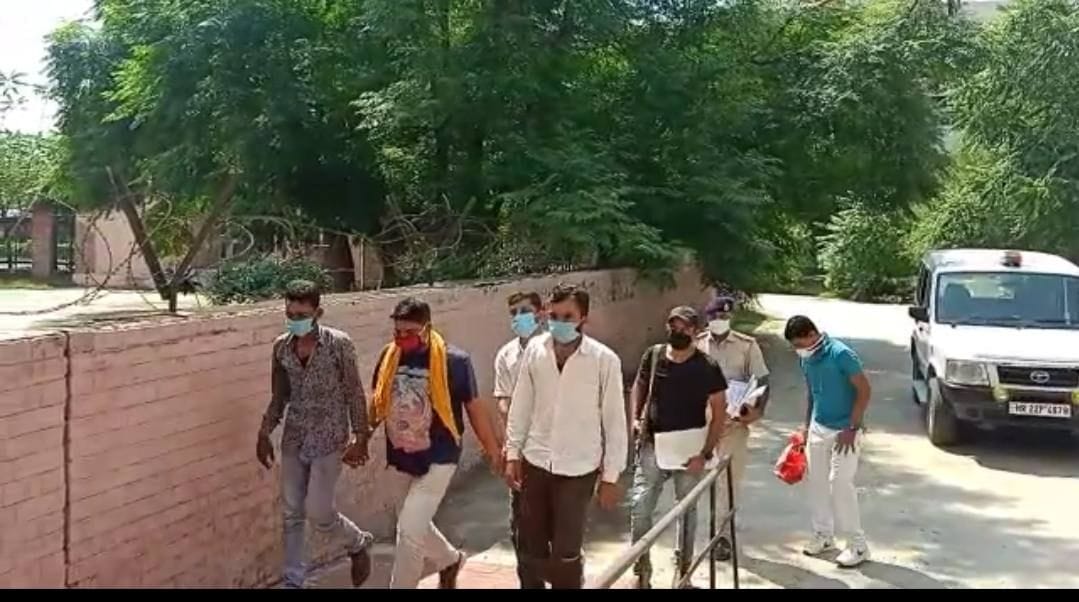 Three smugglers who came to supply opium from Rajasthan arrested